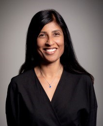 Miss Bina Parmar, Consultant Ophthalmic Surgeon